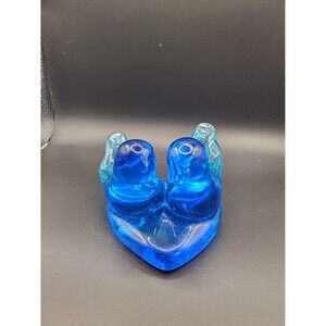 Leo Ward heart blue‎ bird of happiness